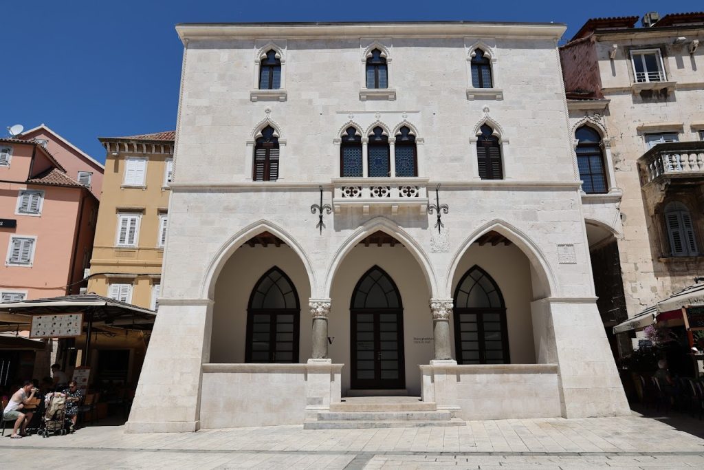 Referenca - Vijećnica u Splitu - Grad Split